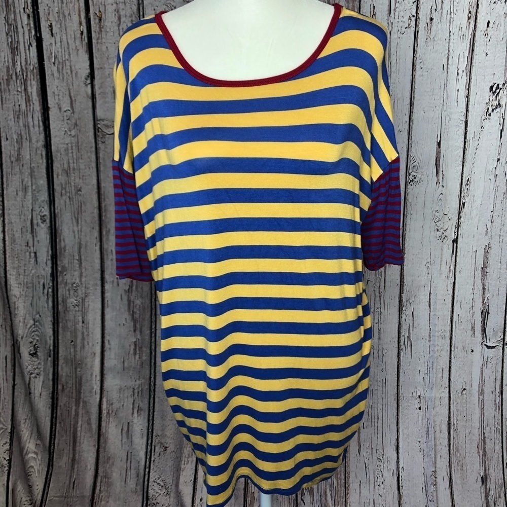 LuLaRoe Irma Striped Tunic Top Size Small (8-10) Hi Lo Hemline Soft & Stretchy